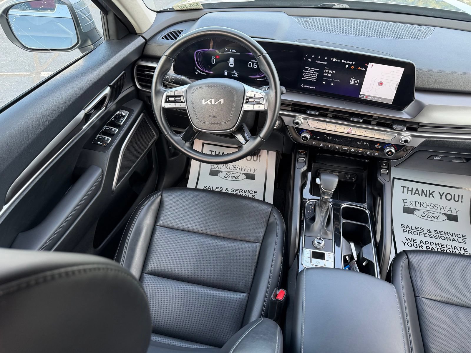 Used 2025 Kia Telluride S FWD image 15