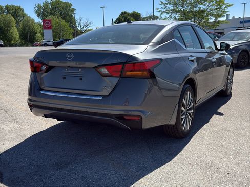 Certified 2023 Nissan Altima 2.5 SV AWD/4WD image 5
