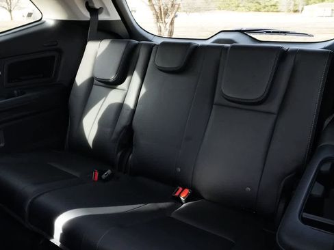 Used 2020 Subaru Ascent Limited w/ Technology Package image 22