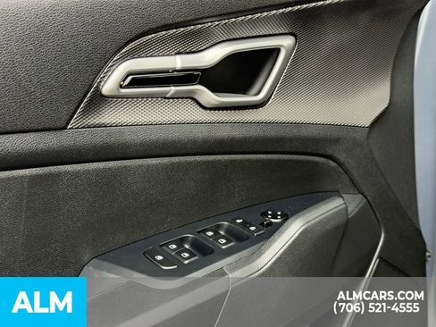 Used 2025 Kia Sportage LX FWD image 12
