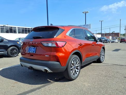 Certified 2020 Ford Escape Titanium AWD/4WD image 6