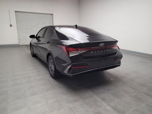 Used 2024 Hyundai Elantra SEL FWD image 6