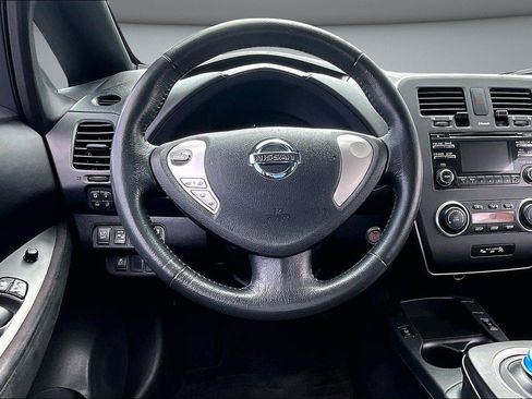 Used 2013 Nissan Leaf S w/ Charger Pkg FWD image 9