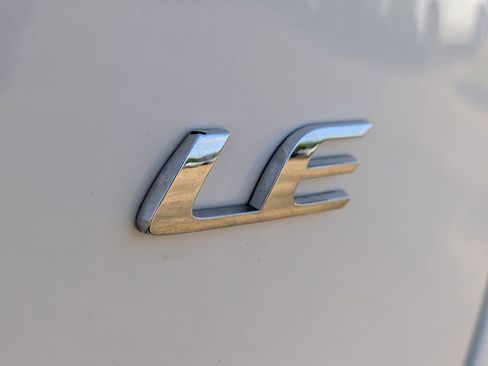 Used 2023 Toyota Corolla LE FWD image 30