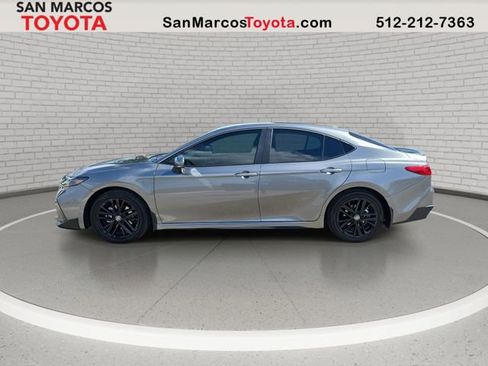 Used 2026 Toyota Camry SE w/ Convenience Package FWD image 9