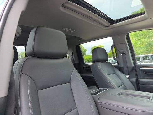Used 2022 GMC Sierra 1500 Elevation w/ Elevation Premium Package RWD image 16