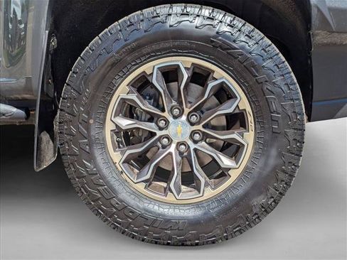 Used 2018 Chevrolet Colorado ZR2 AWD/4WD image 21
