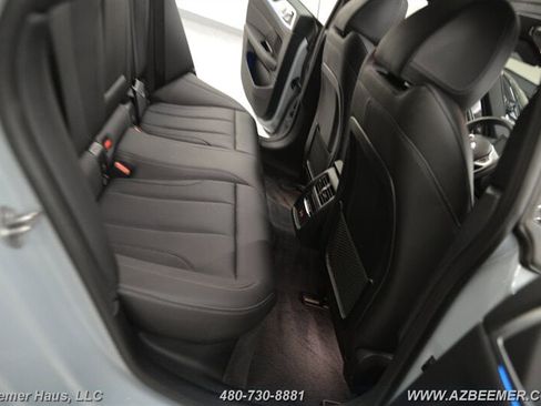 Used 2022 BMW i4 eDrive40 w/ M Sport Package image 24