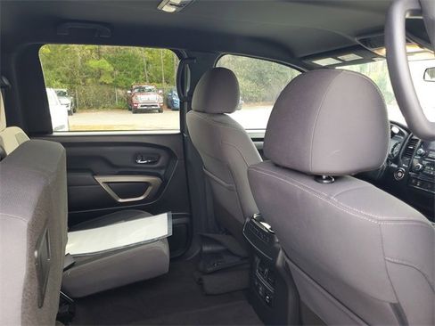Used 2024 Nissan Titan SV w/ SV Bronze Edition Package image 27