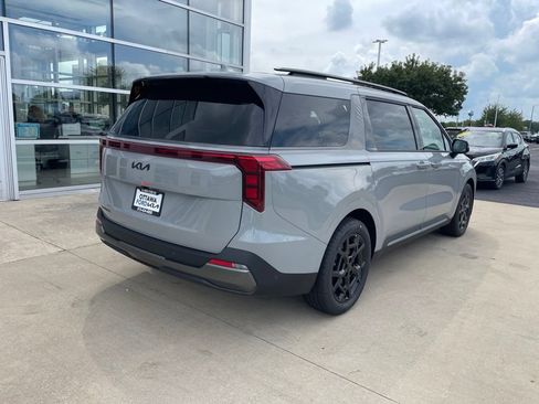 New 2027 Kia Carnival SX FWD image 5