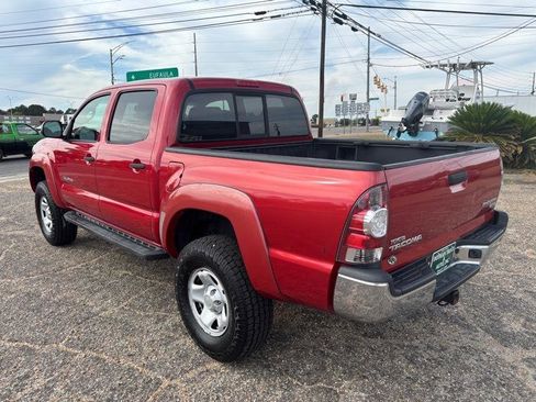 Used 2011 Toyota Tacoma PreRunner w/ SR5 Pkg #2 RWD image 3