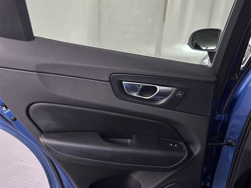 Used 2019 Volvo XC60 T6 R-Design w/ Protection Package Premier image 31