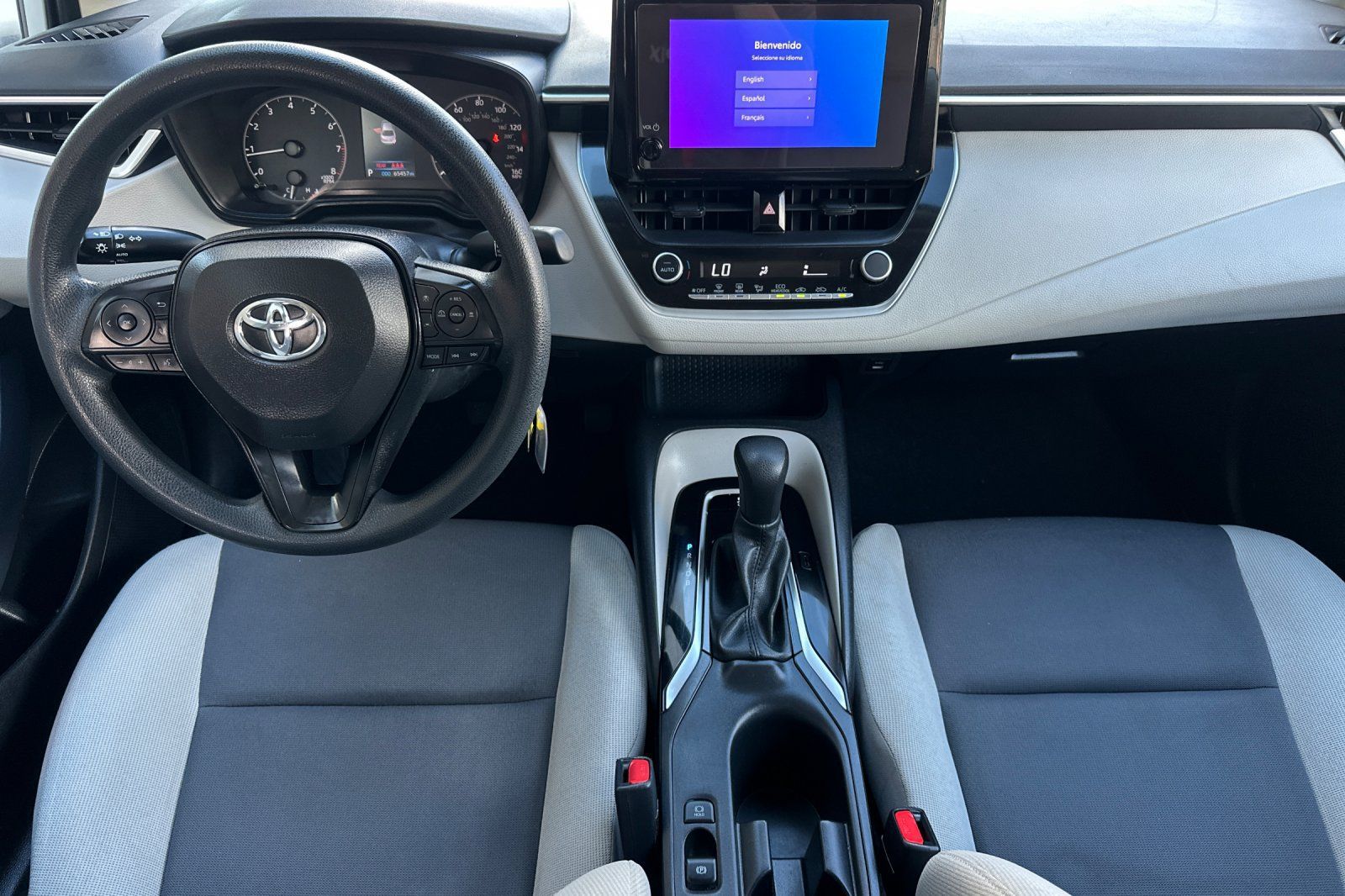 Used 2024 Toyota Corolla LE FWD image 15