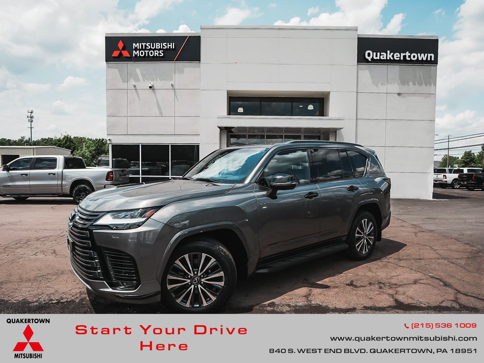 Used 2022 Lexus LX 600 4WD w/ Appearance Package image 1