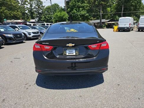 Used 2016 Chevrolet Malibu LT FWD image 4