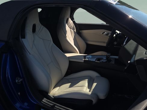Used 2026 BMW Z4 sDrive30i w/ Premium Package RWD image 14