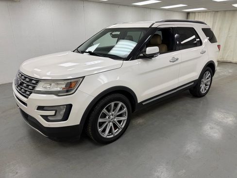 Used 2016 Ford Explorer Limited image 3