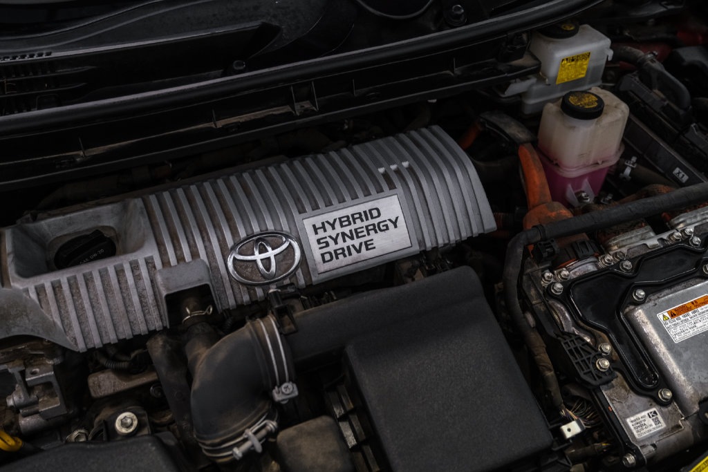 Used 2012 Toyota Prius Four w/ Deluxe Solar Roof Pkg FWD image 47