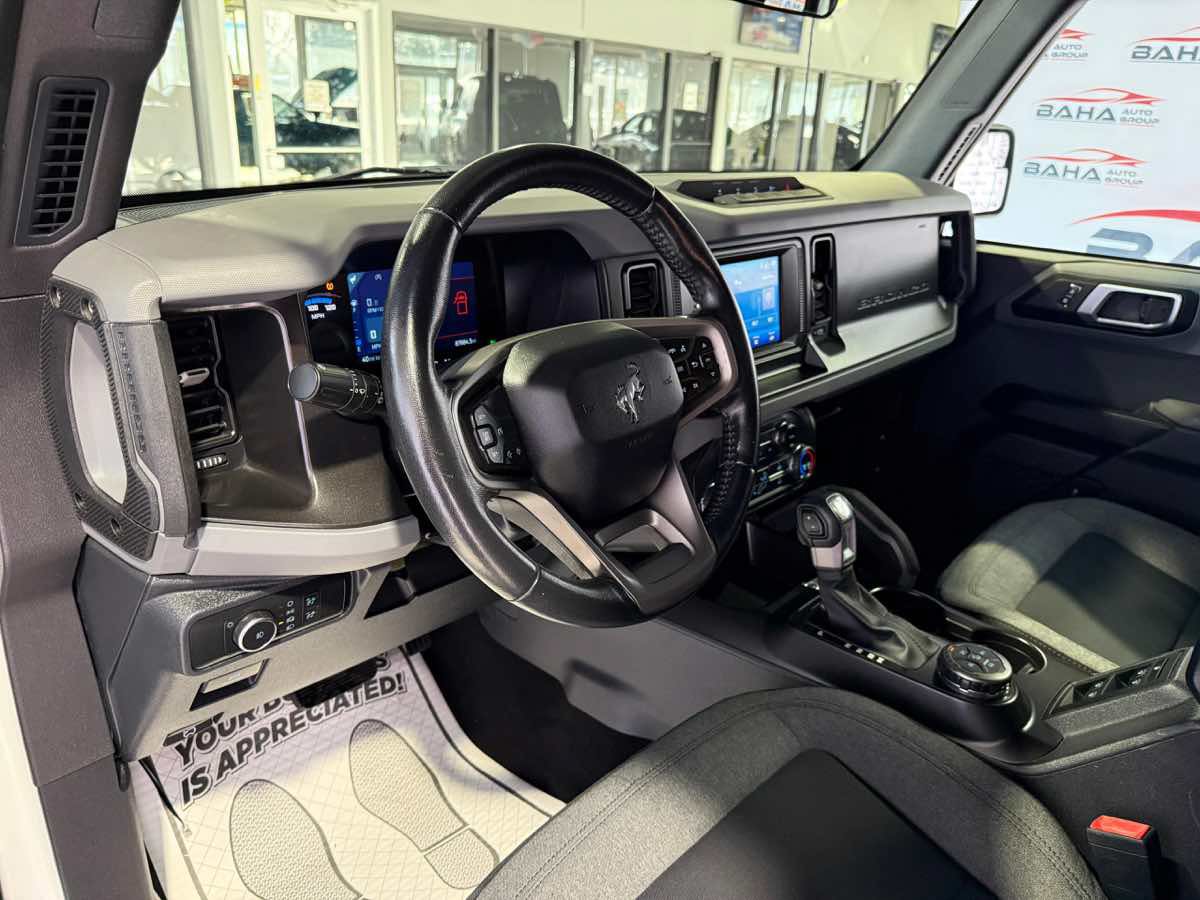 Used 2022 Ford Bronco Big Bend w/ Sasquatch Package AWD/4WD image 15