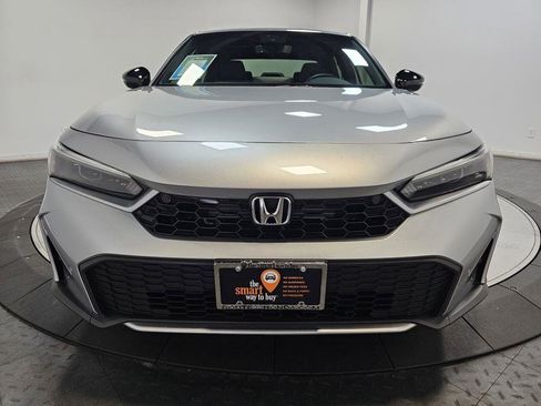 Used 2025 Honda Civic Sport Touring image 5