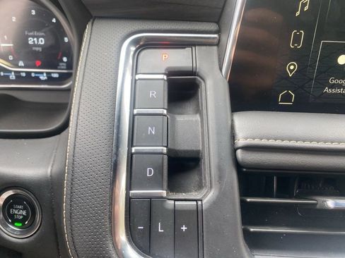 Used 2024 GMC Yukon SLT image 24