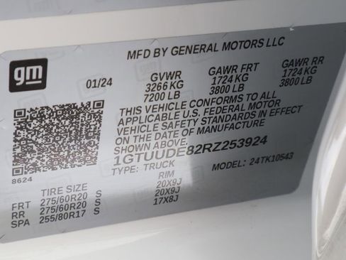 Used 2024 GMC Sierra 1500 SLT w/ SLT Premium Plus Package image 34