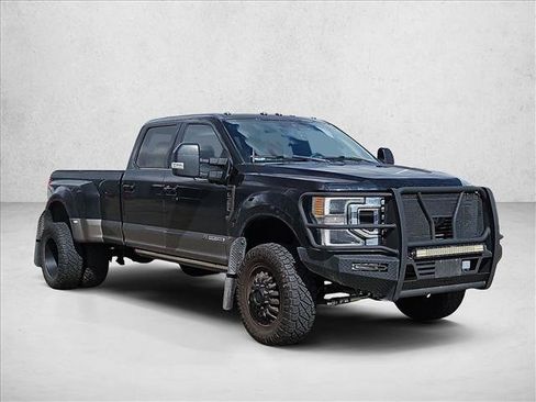 Used 2022 Ford F350 King Ranch w/ King Ranch Ultimate Package AWD/4WD image 3