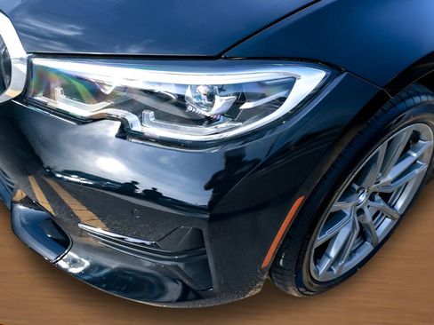 Used 2022 BMW 330i xDrive Sedan w/ Driving Assistance Package AWD/4WD image 15