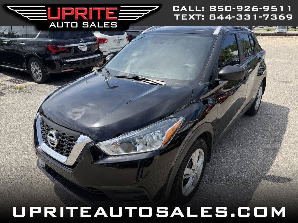 Used 2019 Nissan Kicks S FWD image 1
