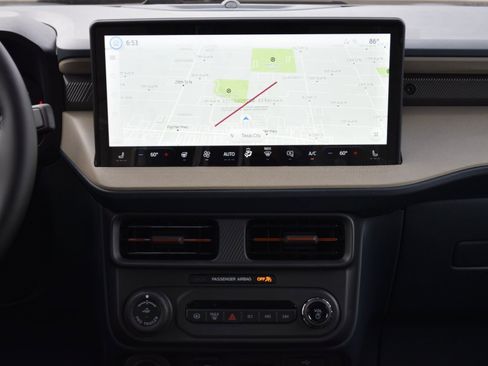 New 2025 Ford Maverick Lariat image 11