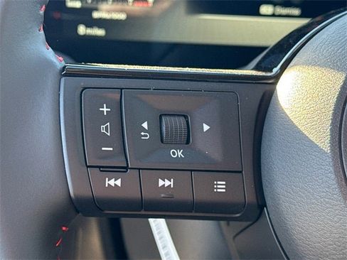 New 2026 Nissan Kicks SR w/ Cold Weather Package image 30