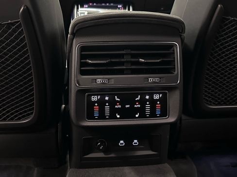 Used 2025 Audi RS Q8 performance w/ RS Design Package - Gray image 41