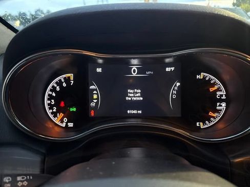 Used 2019 Jeep Grand Cherokee Limited AWD/4WD image 15