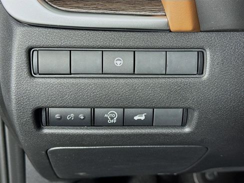 New 2026 Nissan Rogue Platinum AWD/4WD image 10