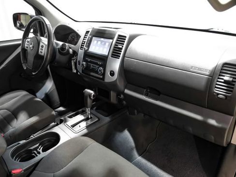 Used 2019 Nissan Frontier S image 17