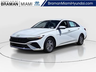 New 2026 Hyundai Elantra SE