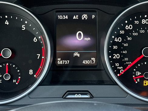 Used 2021 Volkswagen Tiguan SE FWD image 27