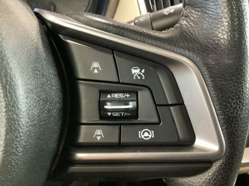 Used 2022 Subaru Legacy Limited image 14