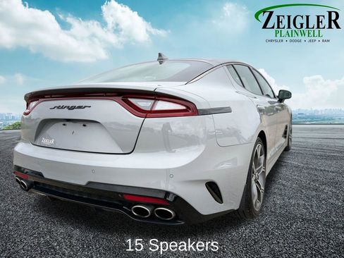 Used 2019 Kia Stinger GT2 AWD/4WD image 5