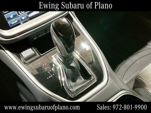 Used 2025 Subaru Outback Premium AWD/4WD image 17