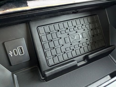 New 2025 Ford F150 Lariat w/ Equipment Group 502A High image 23