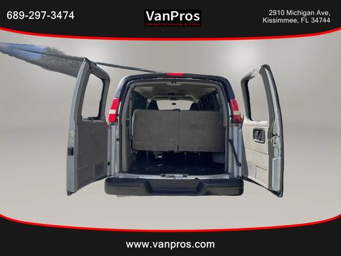 Used 2016 Chevrolet Express 2500 LS RWD image 12
