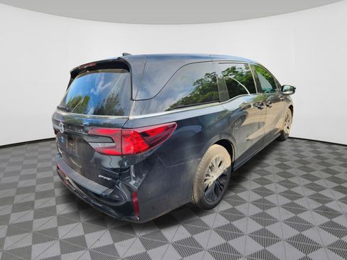 Used 2025 Honda Odyssey Sport-L image 4