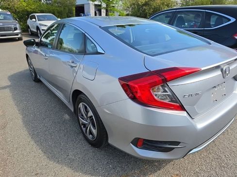 Used 2020 Honda Civic LX image 4