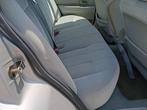 Used 2004 Mercury Grand Marquis GS RWD image 17