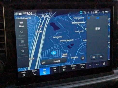 Used 2025 Ford F150 Lariat w/ Equipment Group 501A Mid image 8