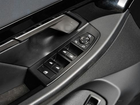 Used 2024 BMW 530i xDrive image 46