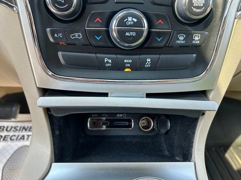 Used 2015 Jeep Grand Cherokee Overland AWD/4WD image 26