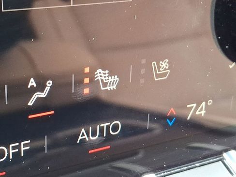 Used 2024 GMC Acadia Denali w/ Super Cruise Package image 24