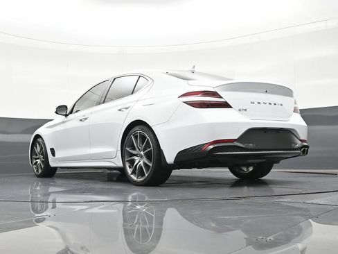 Used 2023 Genesis G70 2.0T RWD image 30